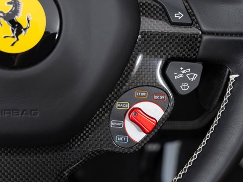 Used 2015 Ferrari 458 Speciale A image 28