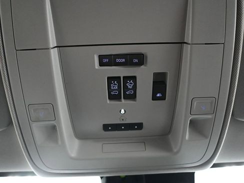 Used 2019 GMC Sierra 2500 Denali w/ Duramax Plus Package image 40