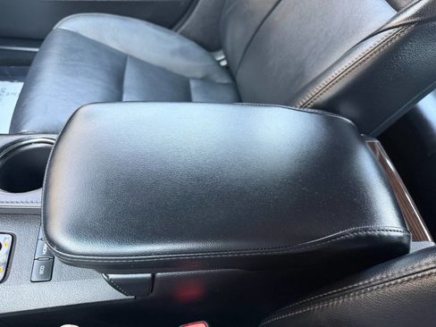 Used 2015 Toyota Avalon XLE image 50