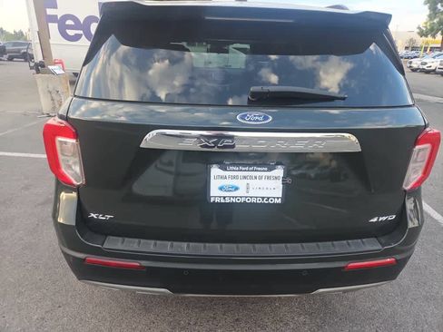 Used 2022 Ford Explorer XLT w/ Equipment Group 202A AWD/4WD image 7