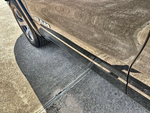 Used 2021 RAM 1500 Laramie AWD/4WD image 13