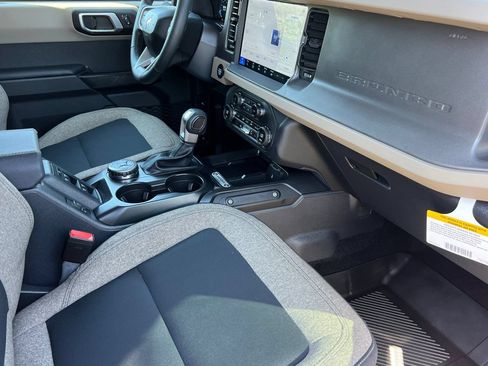 Used 2025 Ford Bronco Big Bend AWD/4WD image 16