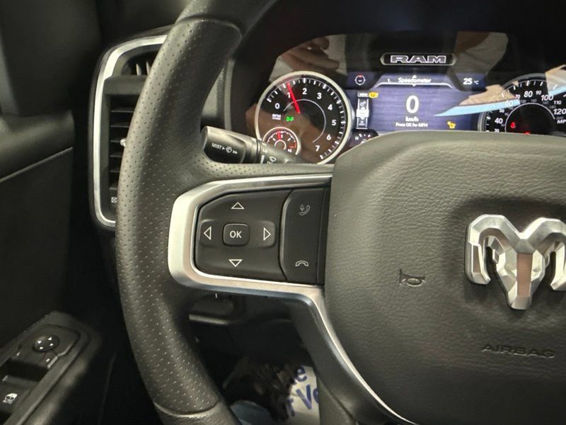 New 2026 RAM 1500 Express AWD/4WD image 24