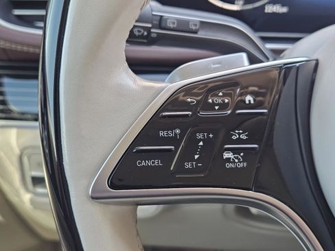 Certified 2024 Mercedes-Benz Maybach GLS 600 Maybach GLS 600 image 22