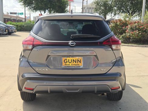 Certified 2024 Nissan Kicks SV FWD image 4