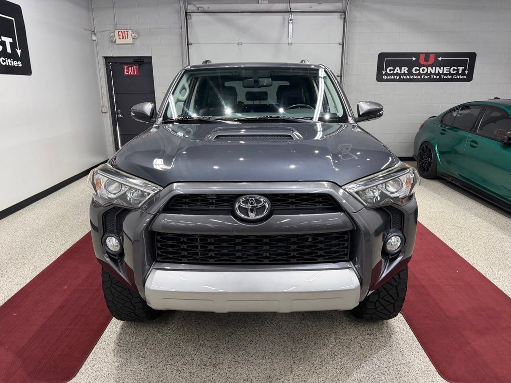 Used 2018 Toyota 4Runner TRD Off-Road Premium AWD/4WD image 7