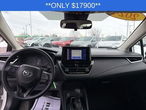 Used 2024 Toyota Corolla LE image 21