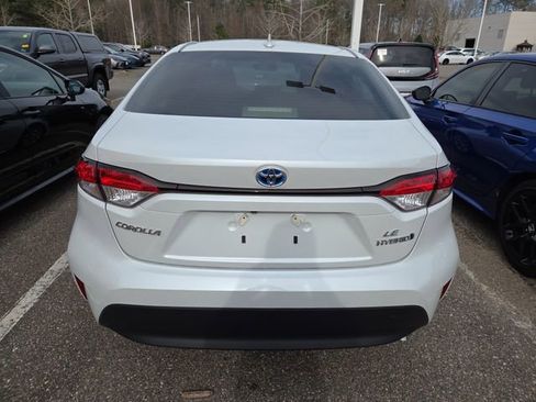 Used 2024 Toyota Corolla LE image 4