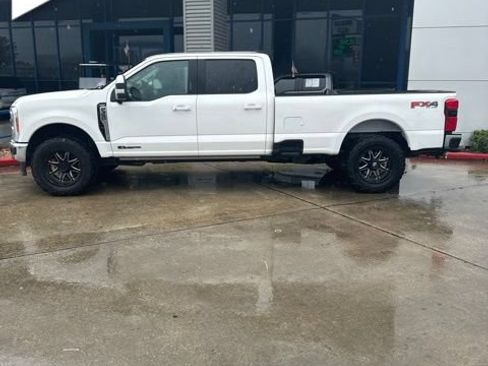 Used 2023 Ford F350 Lariat w/ Lariat Ultimate Package AWD/4WD image 6