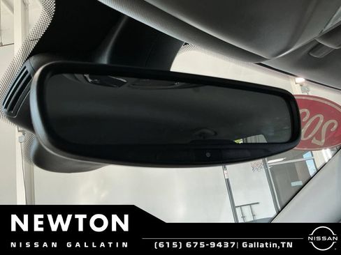 Used 2022 Jeep Compass Latitude AWD/4WD image 30