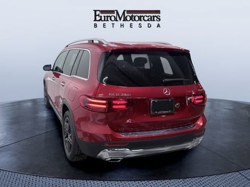 New 2026 Mercedes-Benz GLB 250 4MATIC image 2