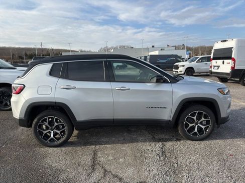 New 2026 Jeep Compass Limited image 2
