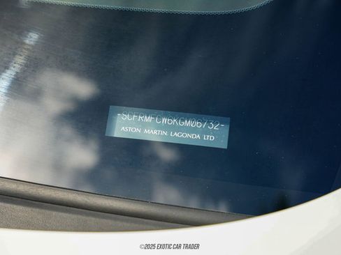 Used 2019 Aston Martin DB11 Volante image 59