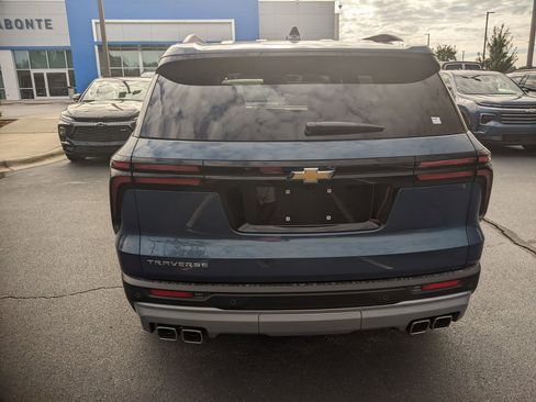 New 2026 Chevrolet Traverse LT w/ Driver Confidence Package image 7
