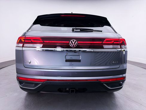 Used 2024 Volkswagen Atlas Cross Sport SE AWD/4WD image 14