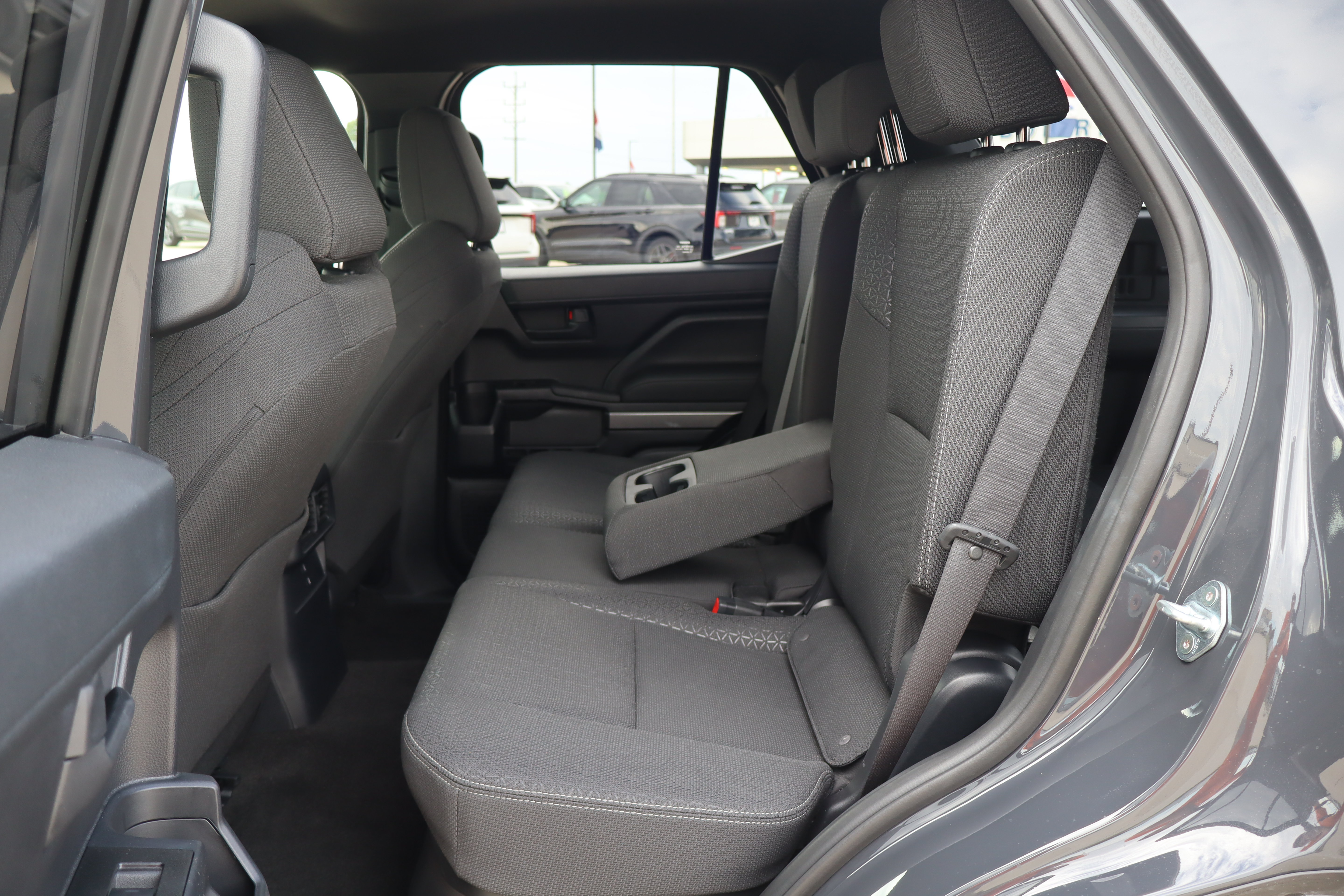 Used 2026 Toyota 4Runner SR5 AWD/4WD image 10