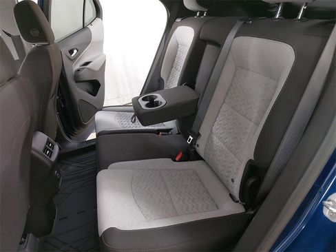Used 2023 Chevrolet Equinox LS w/ LS Convenience Package image 17