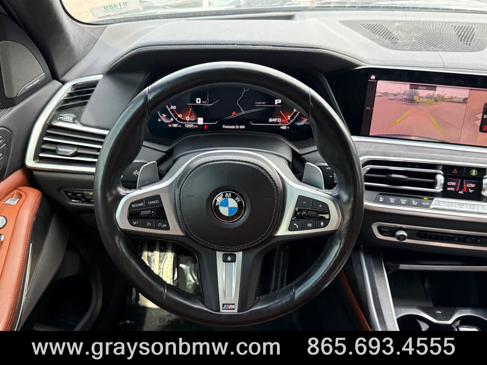 Used 2022 BMW X7 M50i w/ Luxury Seating Package AWD/4WD image 25