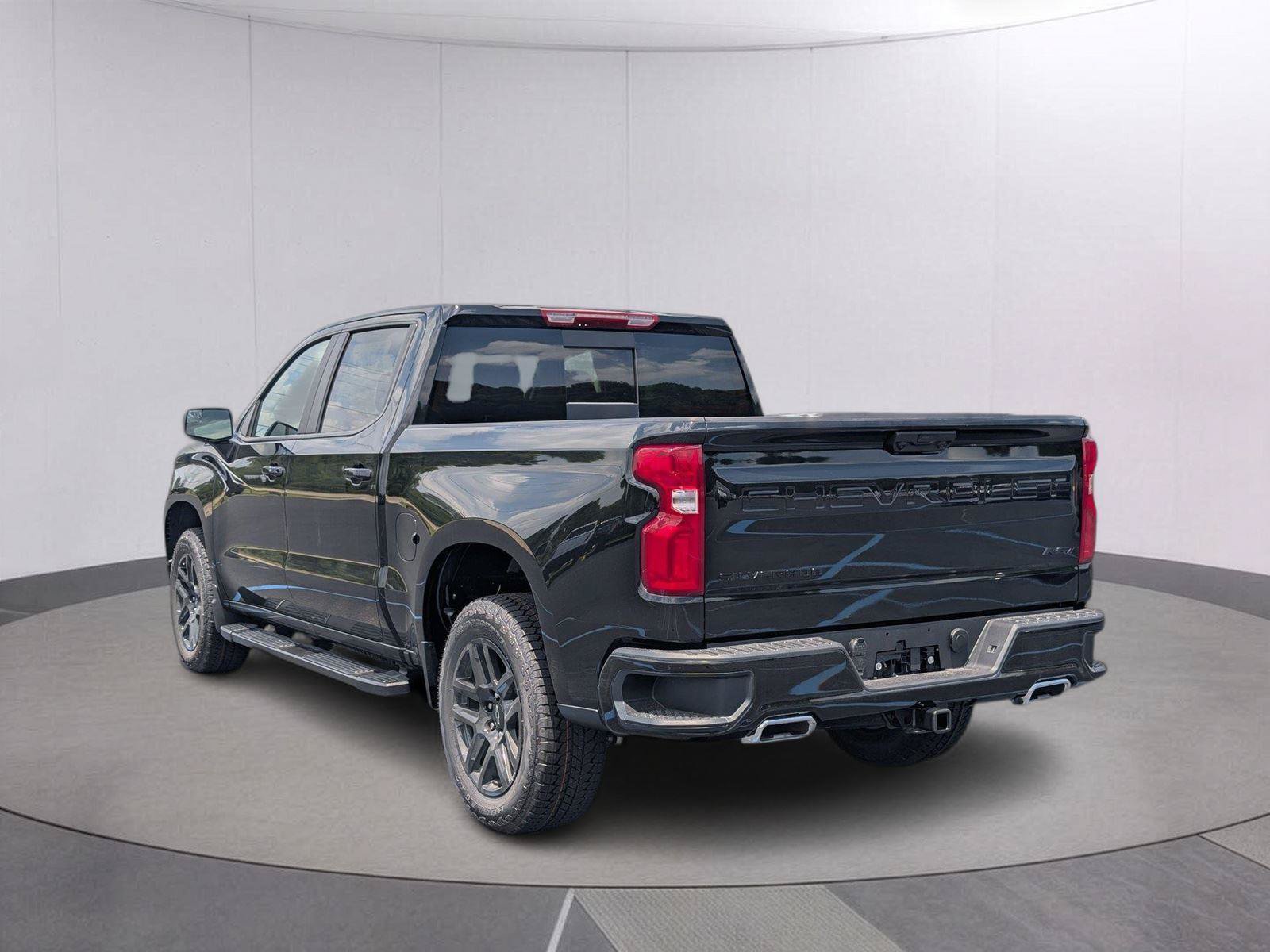 New 2026 Chevrolet Silverado 1500 RST w/ Convenience Package II AWD/4WD image 3