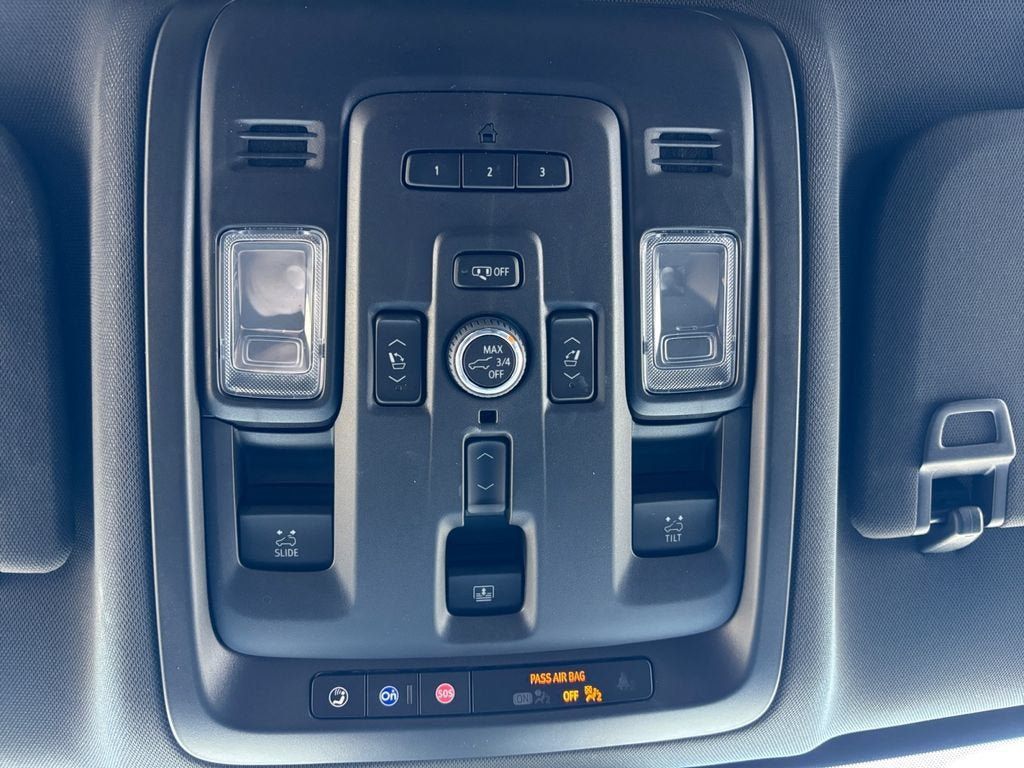 Certified 2024 Chevrolet Tahoe Premier w/ Advanced Technology Package AWD/4WD image 24