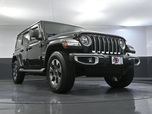 Used 2023 Jeep Wrangler Sahara w/ Dual Top Group AWD/4WD image 49