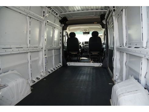 Used 2023 RAM ProMaster 2500 image 18