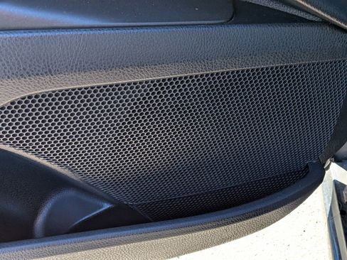 Used 2023 Toyota Camry SE image 10