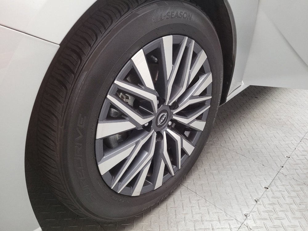 Used 2023 Nissan Altima 2.5 SV FWD image 31