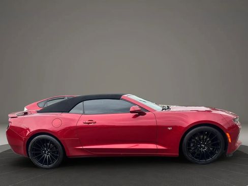 Used 2016 Chevrolet Camaro LT RWD image 4