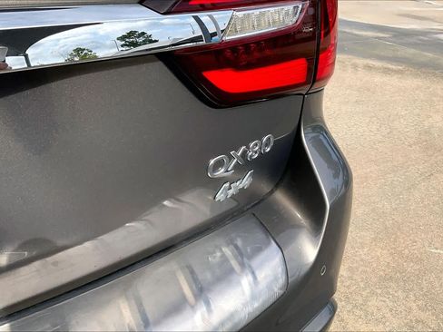 Used 2019 INFINITI QX80 Luxe AWD/4WD image 10