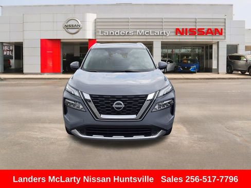 Used 2023 Nissan Rogue Platinum w/ Platinum Premium Package FWD image 11