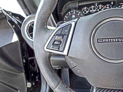 Used 2017 Chevrolet Camaro ZL1 RWD image 29