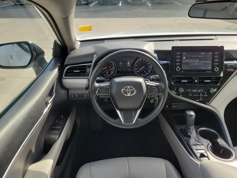 Used 2023 Toyota Camry SE AWD/4WD image 25