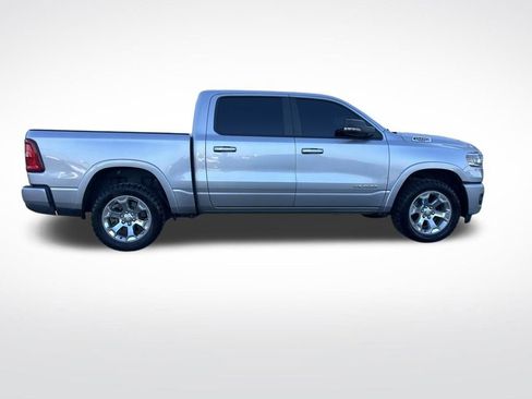 Used 2025 RAM 1500 Big Horn AWD/4WD image 4
