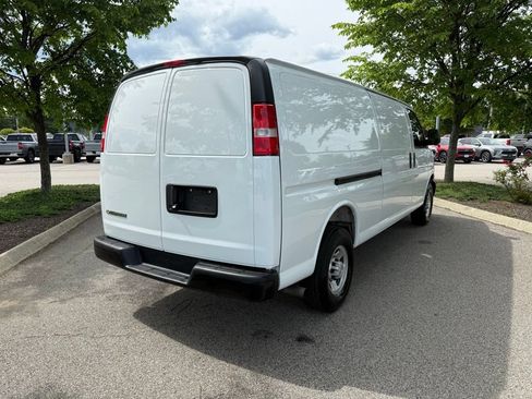 Used 2025 Chevrolet Express 2500 Extended w/ Driver Convenience Package RWD image 5