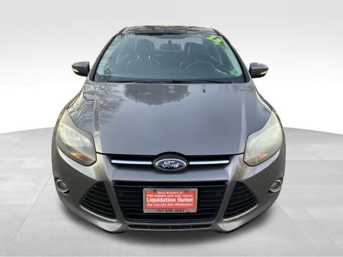 Used 2013 Ford Focus Titanium w/ Titanium Handling Pkg image 9