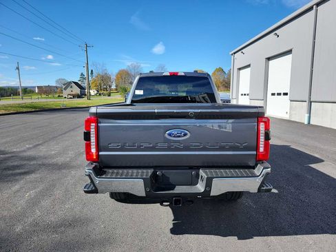 New 2026 Ford F250 Lariat w/ FX4 Off-Road Package image 17