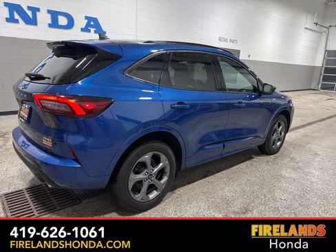 Used 2023 Ford Escape ST-Line Select image 3