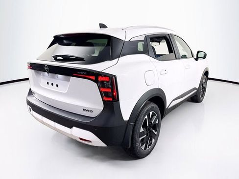 New 2026 Nissan Kicks SV w/ SV Premium Package image 5