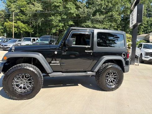 Used 2012 Jeep Wrangler Sport AWD/4WD image 14
