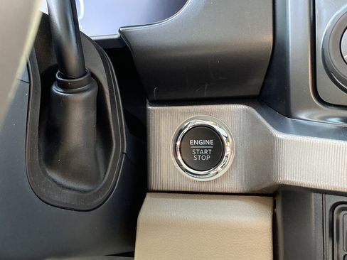 Used 2026 Ford F450 Platinum w/ Platinum Plus Package image 32