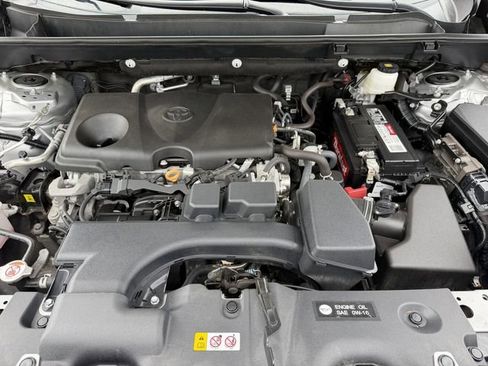 Used 2024 Toyota RAV4 LE image 29