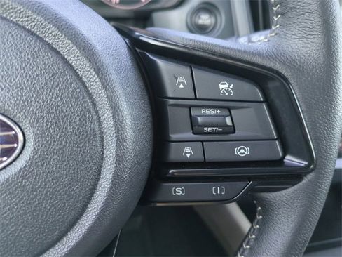 Used 2025 Subaru Forester Premium image 30