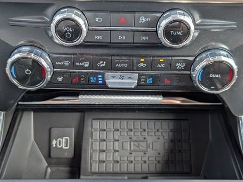 New 2025 Ford F150 King Ranch w/ FX4 Off-Road Package AWD/4WD image 20