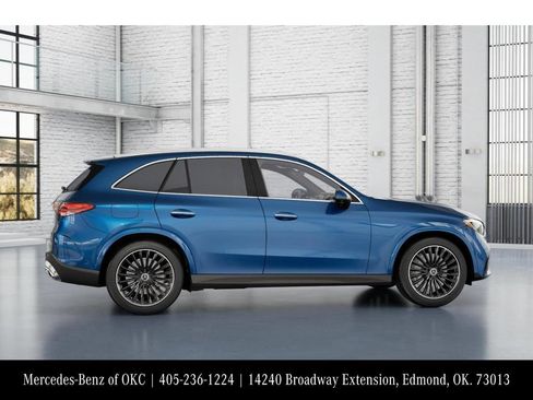 New 2026 Mercedes-Benz GLC 300 4MATIC image 17