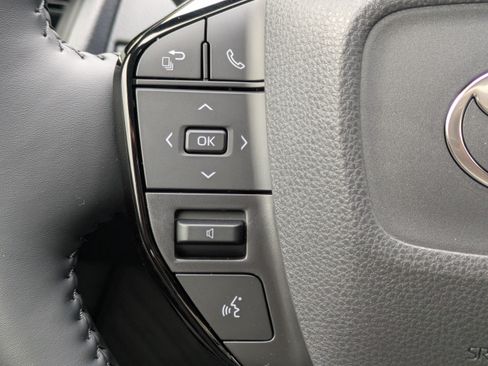 New 2026 Toyota Prius Plug-In Hybrid FWD image 26