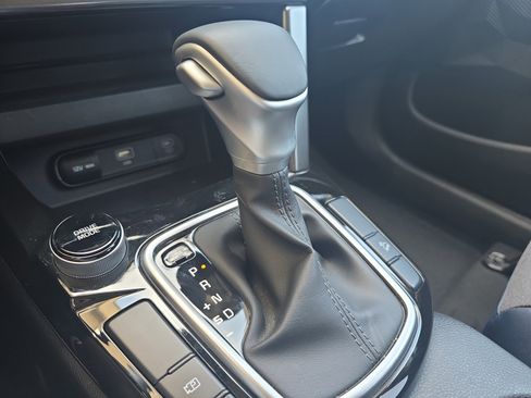 Certified 2024 Kia Seltos S FWD image 20
