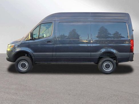 Used 2026 Mercedes-Benz Sprinter 2500 image 6