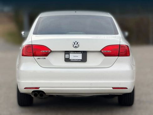 Used 2013 Volkswagen Jetta S image 4