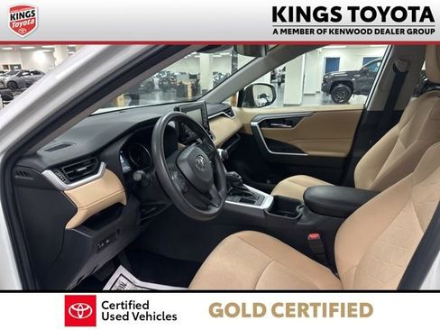 Certified 2022 Toyota RAV4 XLE image 15